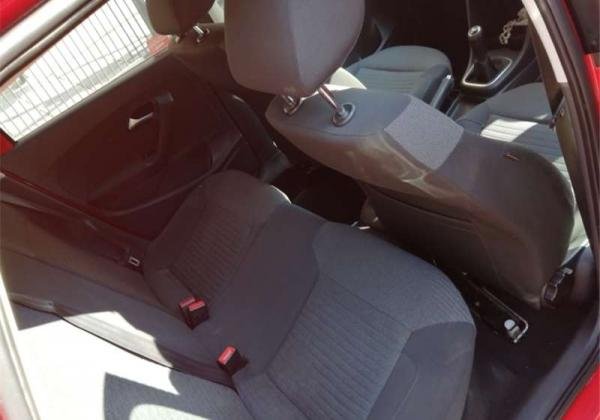 2010 VW Polo