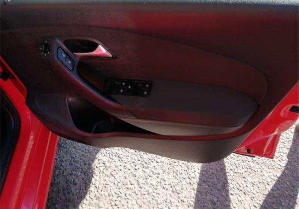 2010 VW Polo