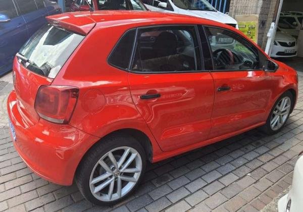 2010 VW Polo hatch