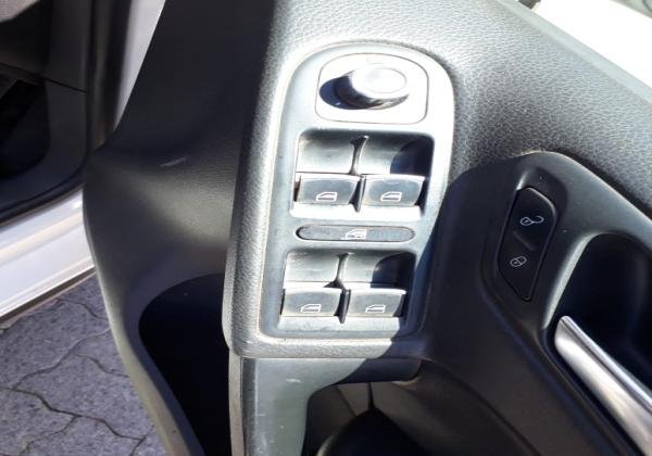 2011 VW Golf GTI auto