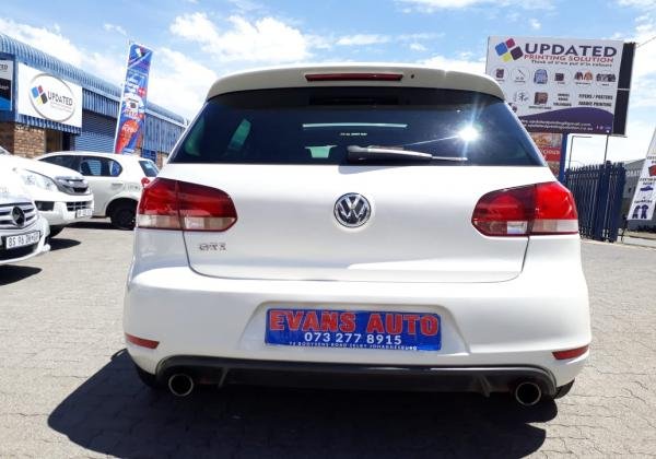 2011 VW Golf GTI auto