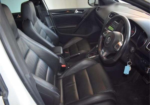 2012 VW Golf GTI auto