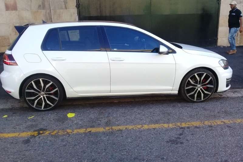2015 VW Golf GTI auto