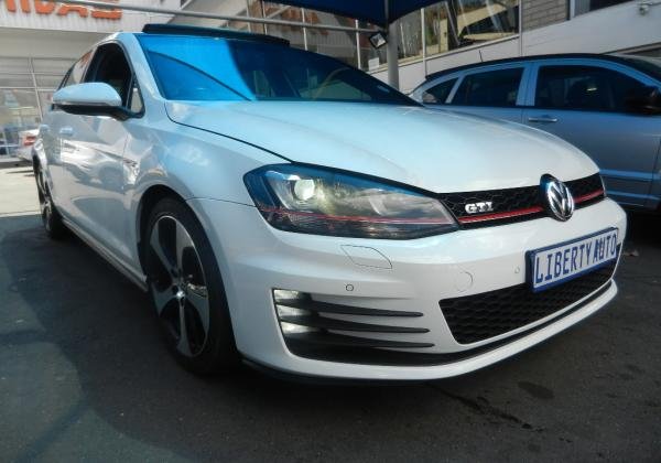 2015 VW Golf GTI Performance auto