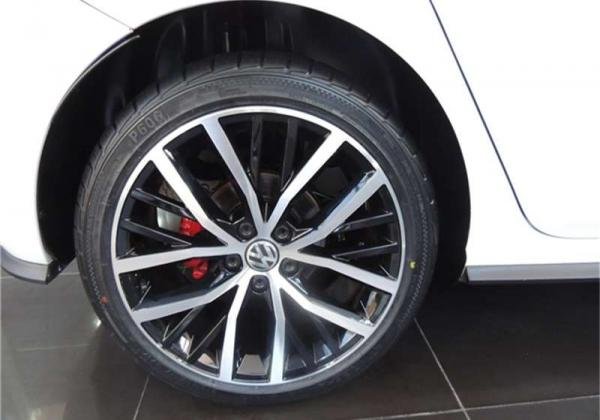 2015 VW Polo GTI