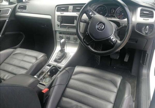 2016 VW Golf R auto