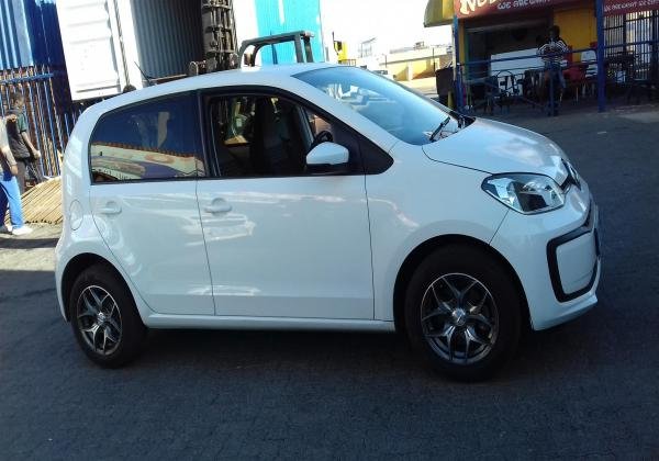 2017 VW Up