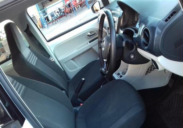 2017 VW Up