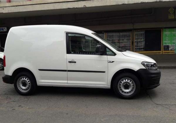 2018 VW Caddy crew bus