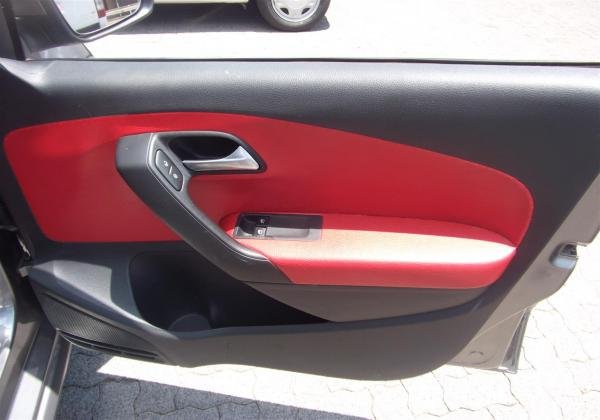 2018 VW Polo Vivo hatch 5-door POLO VIVO 1.6 COMFORTLINE TIP (5DR)