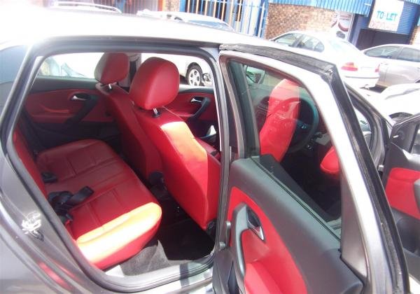 2018 VW Polo Vivo hatch 5-door POLO VIVO 1.6 COMFORTLINE TIP (5DR)