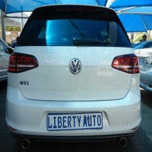 2015 VW Golf GTI Performance auto