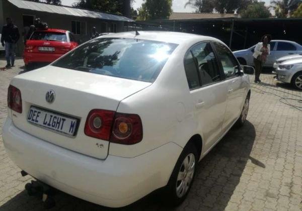 2006 VW Polo sedan