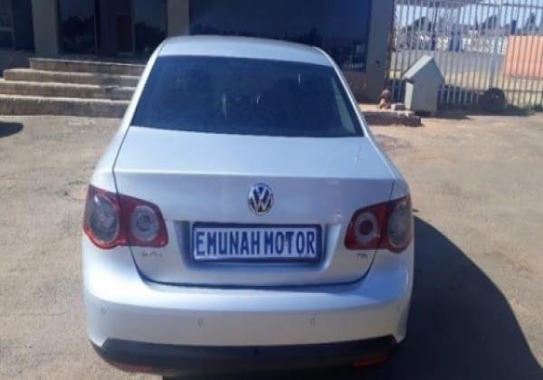 2011 Volkswagen Jetta 5