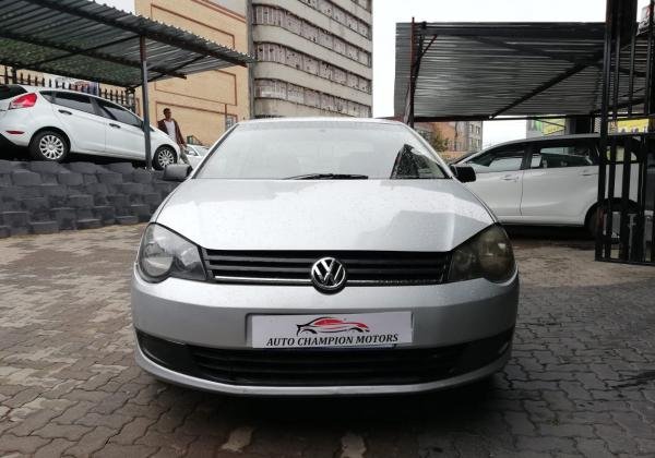 VW Polo Vivo Sedan