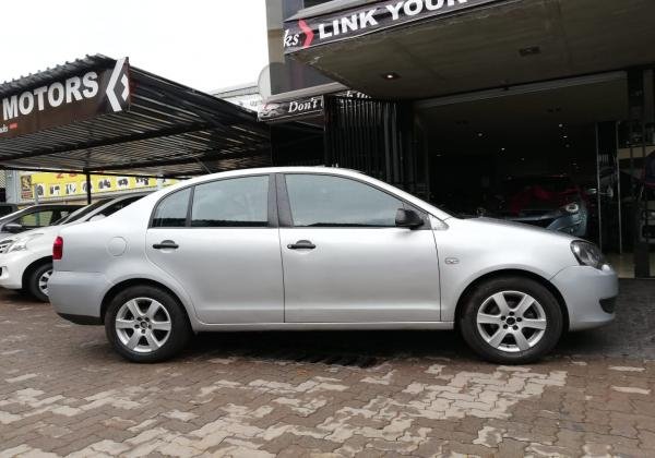 VW Polo Vivo Sedan