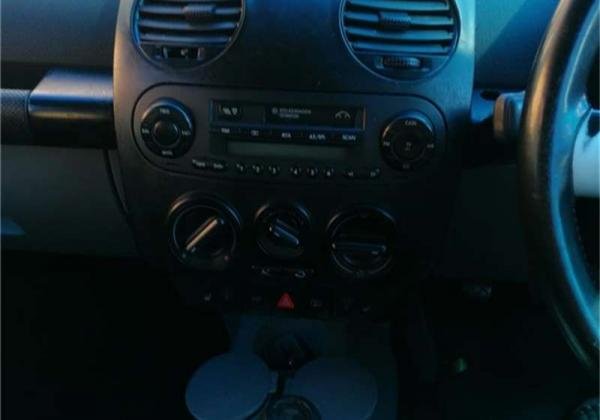 2000 VW Beetle