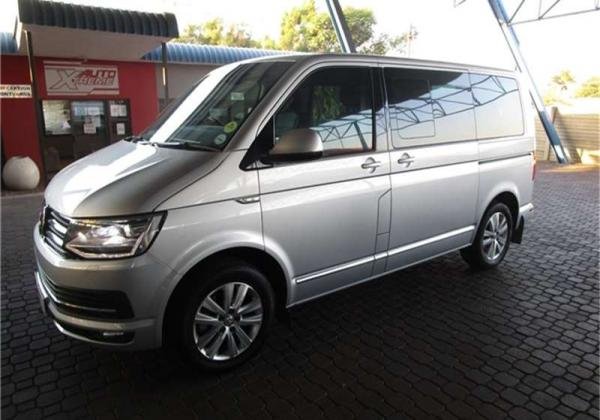 2017 VW Caravelle