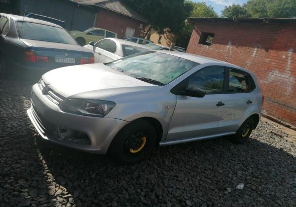 Selling a polo trendline 2020 model