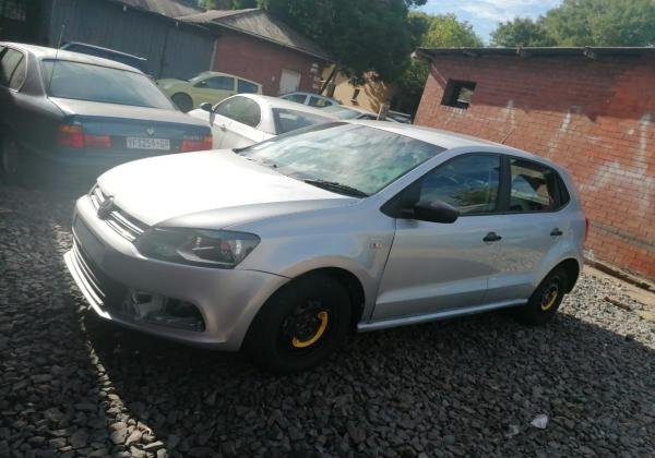 Selling a polo trendline 2020 model