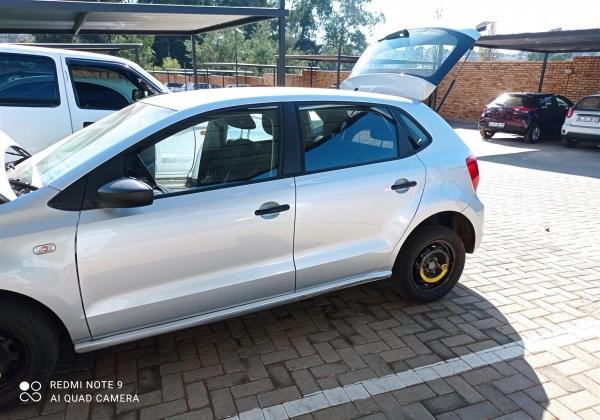 Selling a polo trendline 2020 model