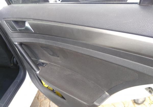 Volkswagen Golf 7 tsi