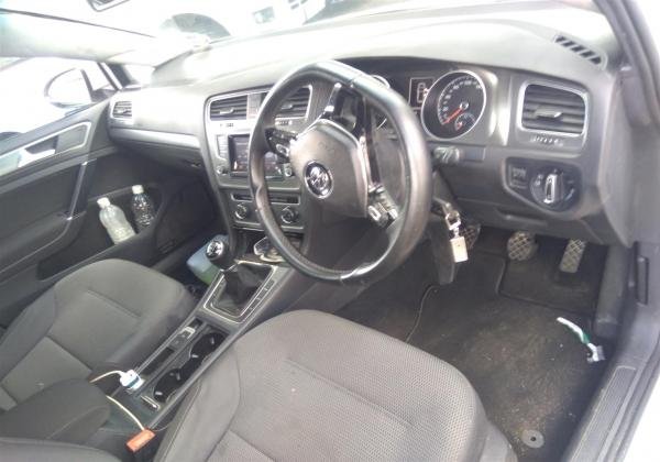Volkswagen Golf 7 tsi