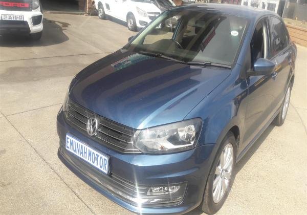 VW POLO SEDAN 2017