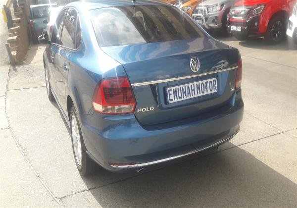 VW POLO SEDAN 2017