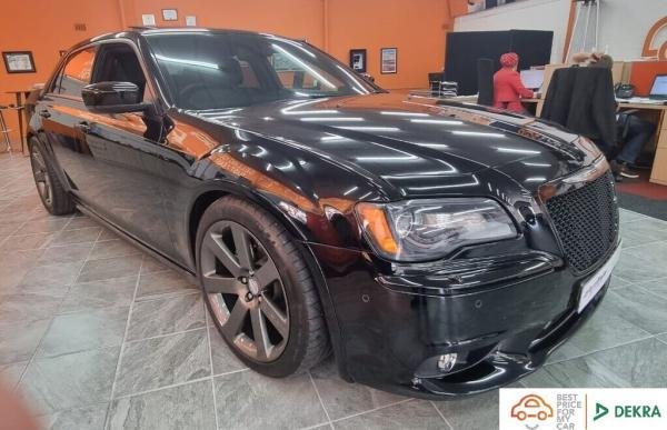 2014 Chrysler 300C SRT8