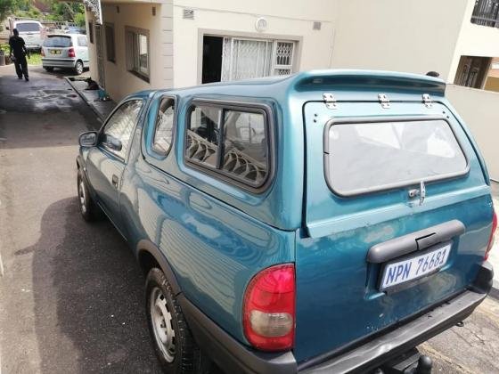 R666 Per Month : 2004 Corsa 1.4i Utility