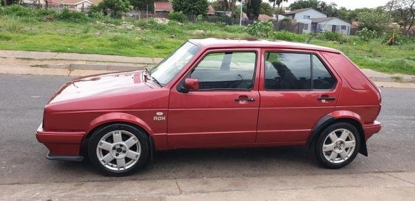 R917 Per Month :  2009 VW CITI GOLF 1.4i ROX