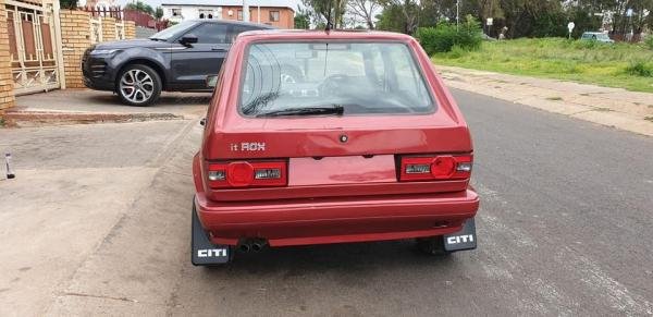 R917 Per Month :  2009 VW CITI GOLF 1.4i ROX