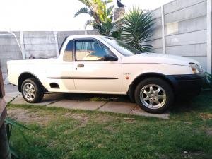 R700 Per Month : 2004 Ford Bantam