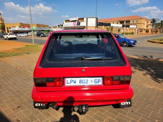 R433 Per Month : 2001 VW CITI GOLF 1