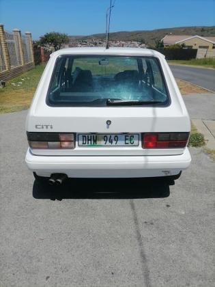 R608 Per Month : 2005 VW CITI GOLF 1.6i