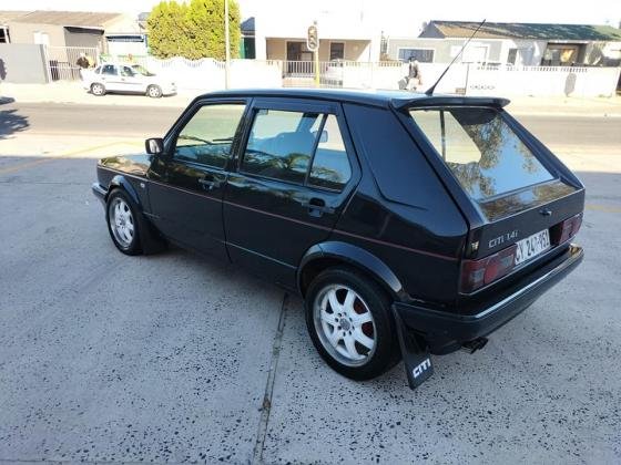 R666 Per Month : 2007 VW CITI GOLF MK1 1.4i