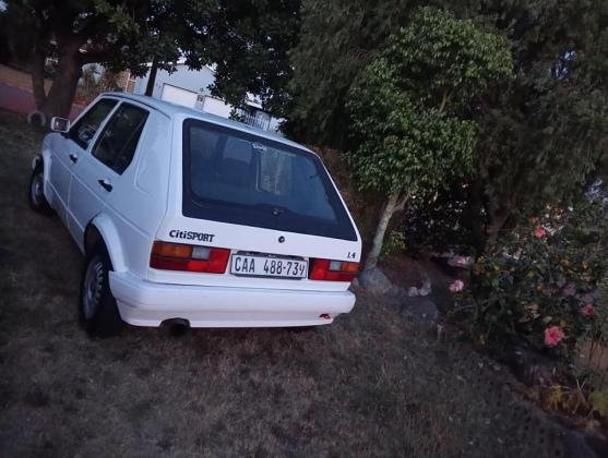 R500 Per Month : 2004 VW CITI GOLF SPORT 1.4 CARB