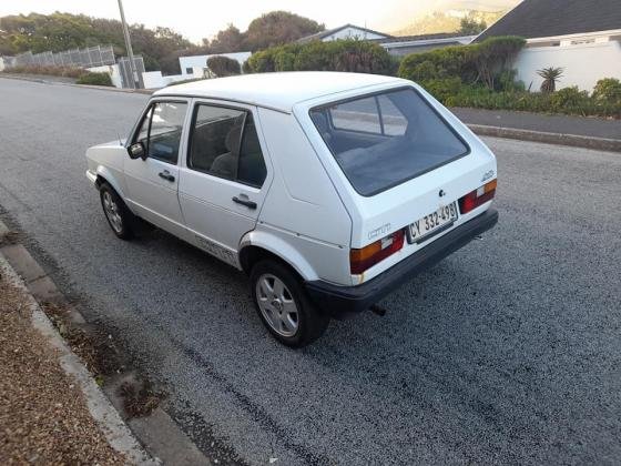 R366 Per Month : 1995 VOLKSWAGEN CITI GOLF