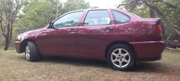 R920 per Month: 1998 VW POLO CLASSIC  1.6I
