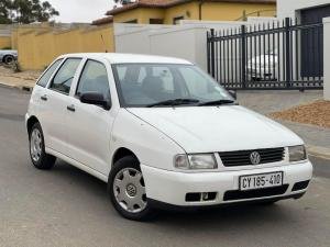 R700 Per Month : 2002 VOLKSWAGEN POLO PLAYA 1.4i